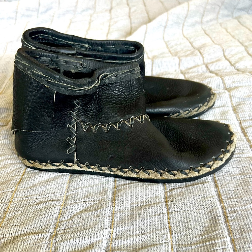 Beatrice Valenzuela / Ricardo Medina Black Boutines Leather Booties Moccasins